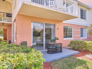 9112 Myrtlewood Cir W in Palm Beach Gardens, FL - Building Photo - Building Photo