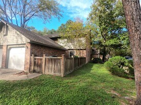 75 Willowwood Cir in Spring, TX - Building Photo