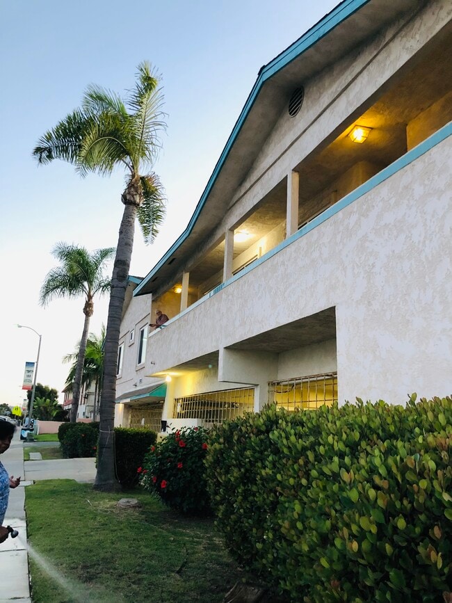 1302 13th St, Unit 16