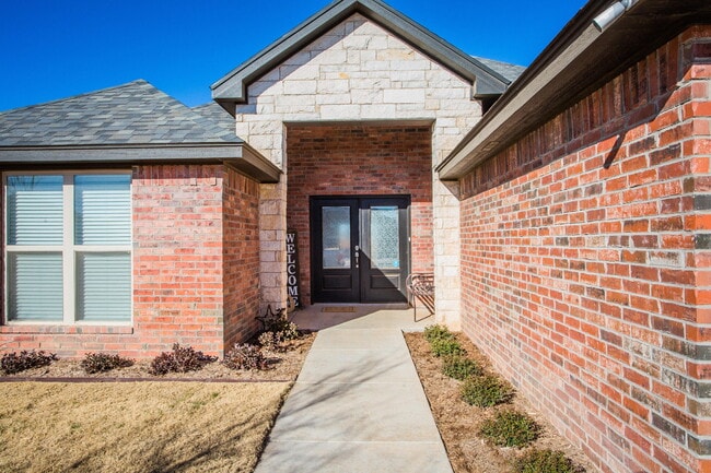 816 North 4th Street in Wolfforth, TX - Building Photo - Building Photo