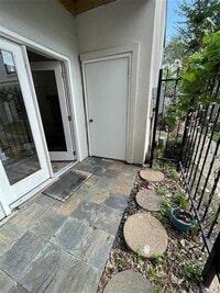 2425 Augusta Dr photo'