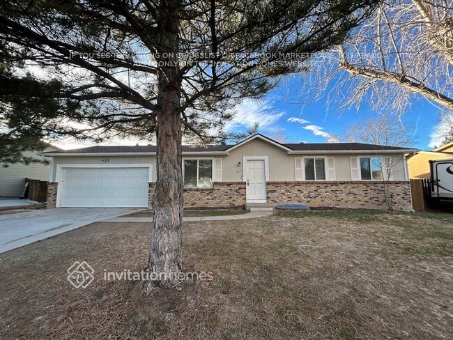 property at 10631 Queen St