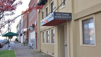 Old Towne Apartments in Tacoma, WA - Building Photo