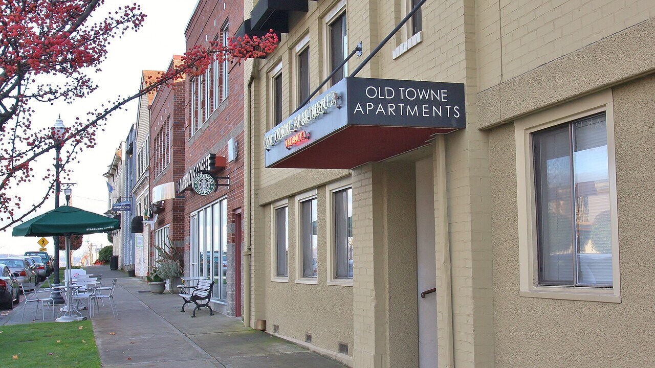 Old Towne Apartments in Tacoma, WA - Building Photo