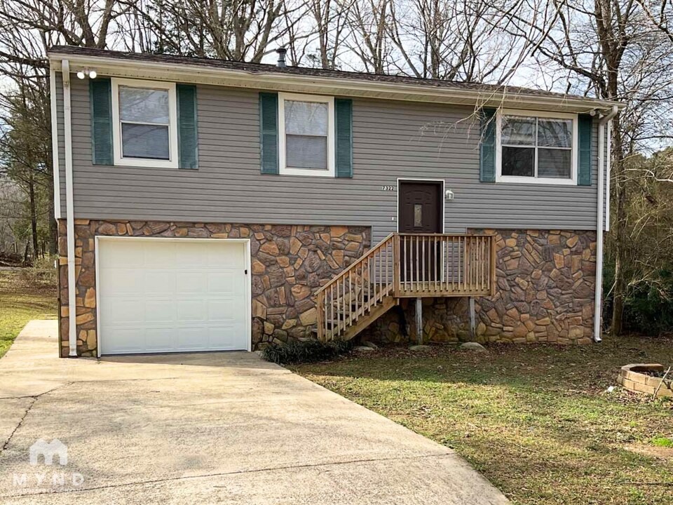 7322 Cavern Rd in Trussville, AL - Building Photo