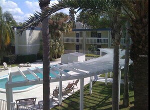 1301 S Howard Ave, Unit B-19 in Tampa, FL - Building Photo - Building Photo