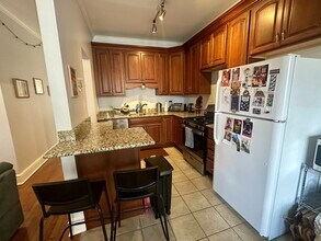 1048 W Bryn Mawr Ave in Chicago, IL - Building Photo - Building Photo