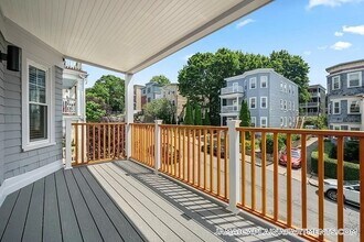 44 Iffley Rd in Boston, MA - Building Photo - Building Photo