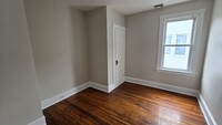 111 Smith St, Unit 3 in Bridgeport, CT - Building Photo - Building Photo