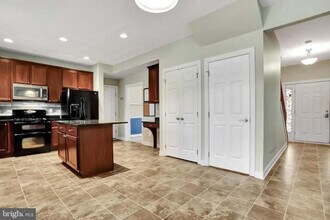 515 Waterdale Dr in Waynesboro, PA - Foto de edificio - Building Photo