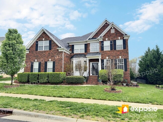 property at 1020 Woodkirk Ln