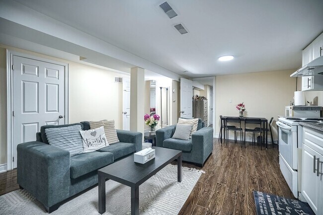 14 Moray Pl in Toronto, ON - Building Photo - Building Photo