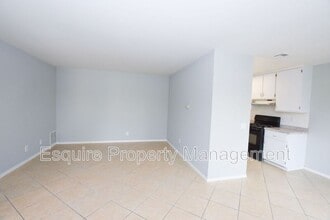 3101 Albany Dr in Oxnard, CA - Building Photo - Building Photo