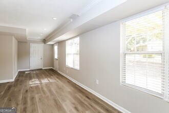3846 Kenner Dr SW in Atlanta, GA - Building Photo - Building Photo