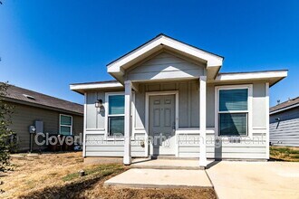 14731 Southton Basin in San Antonio, TX - Building Photo - Building Photo