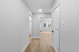 4610 Providence St, Unit A in Houston, TX - Foto de edificio - Building Photo