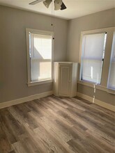 705 Cincinnati St in Angleton, TX - Building Photo - Building Photo