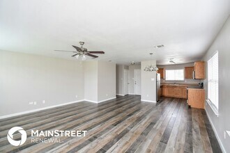 10 4th St W in Converse, TX - Building Photo - Building Photo