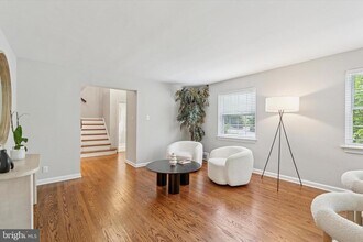 903 Sulgrave Ln in Bryn Mawr, PA - Building Photo - Building Photo