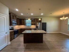 5317 Parkside Dr in Pace, FL - Building Photo - Building Photo