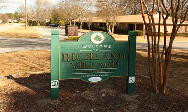 Richland Village in Columbia, SC - Building Photo - Building Photo