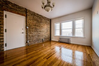 7701 S Ashland in Chicago, IL - Foto de edificio - Building Photo