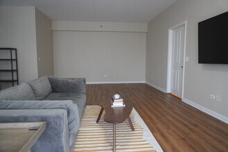 4848 N Sheridan Rd in Chicago, IL - Building Photo - Building Photo