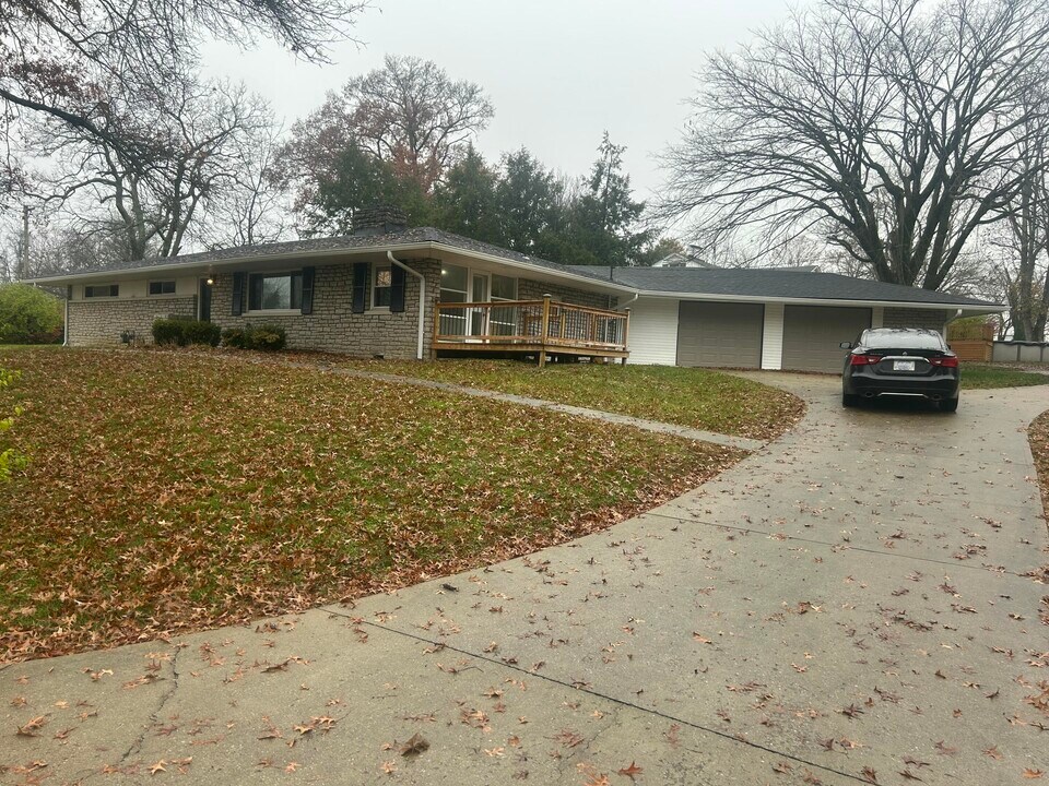 104 Colby Hls Dr in Winchester, KY - Building Photo