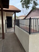 1442 E Palmdale Dr in Tempe, AZ - Building Photo - Building Photo