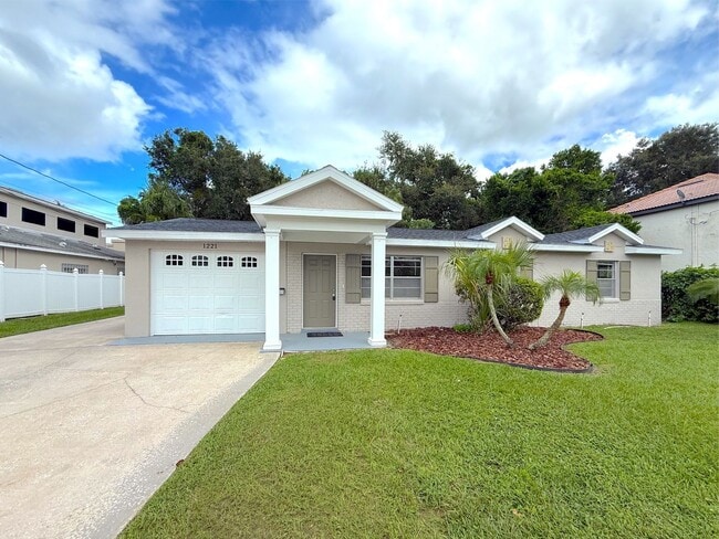 property at 1221 Poinsettia Ave