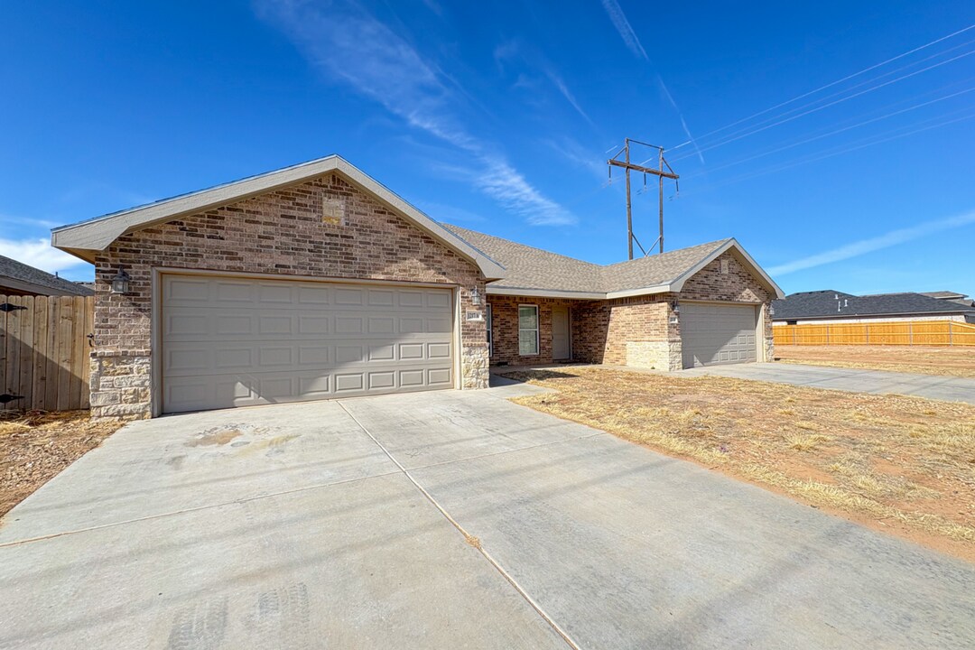 1217 N Chicago Ave in Lubbock, TX - Building Photo
