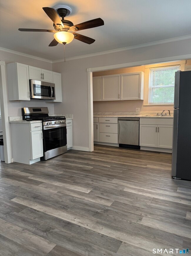 192 High St in Sprague, CT - Building Photo - Building Photo