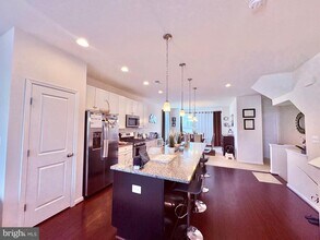 438 Boxelder Dr in Stafford, VA - Building Photo - Building Photo