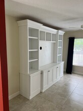 1655 27th Ave in Vero Beach, FL - Foto de edificio - Building Photo