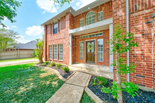 619 Green Belt Dr in Sugar Land, TX - Building Photo - Building Photo