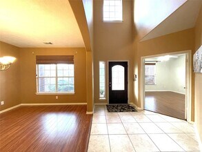 46 S April Mist Cir in Conroe, TX - Building Photo - Building Photo