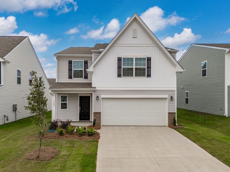 3085 Whispering Willows Ct in Inman, SC - Building Photo