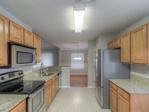 552 Sparrow Branch Cir in Jacksonville, FL - Building Photo - Building Photo