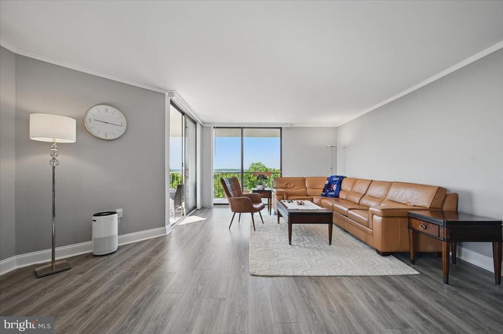 666 W Germantown Pike in Plymouth Meeting, PA - Building Photo