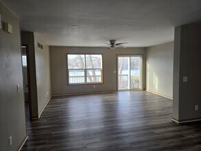 94 E Montcalm St in Pontiac, MI - Building Photo - Building Photo