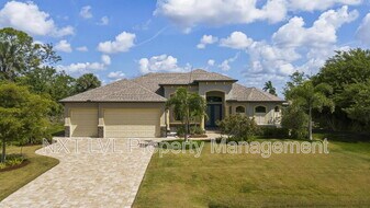 12418 Prather Ave in Port Charlotte, FL - Building Photo