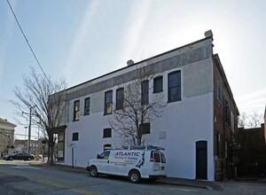 19-21 W Main St in Richmond, VA - Foto de edificio - Building Photo