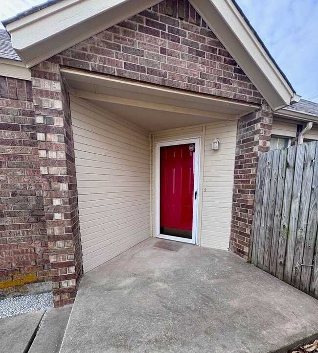 2407 Lakecrest Dr in Moore, OK - Building Photo - Building Photo