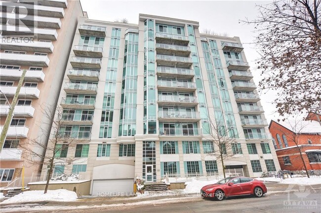 138-138 Somerset St W