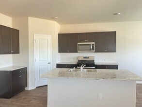 5246 Scoria Trl in San Antonio, TX - Building Photo - Building Photo