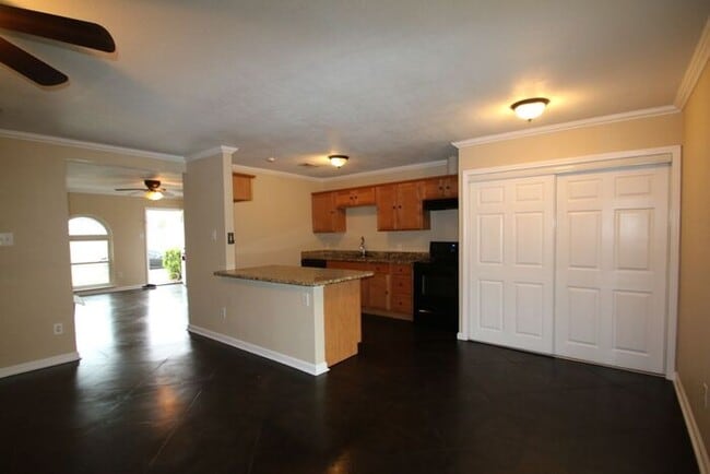 10157 Peppertree Ln in Fort Worth, TX - Building Photo - Building Photo