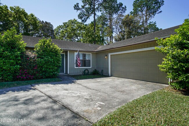 property at 4550 Forest Haven Dr S