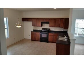 9425 Hanberry Blvd in Charlotte, NC - Building Photo - Building Photo