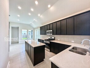 151 Blackwell Ln in Kyle, TX - Building Photo - Building Photo