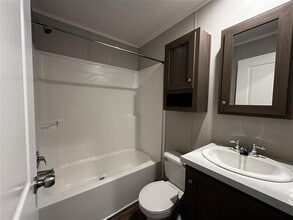 39 Pansy Dr in Fenton, MO - Building Photo - Building Photo